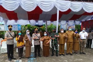 Mendampingi Kapolda Sumut dan Pangdam I BB, Kapolresta Deli Serdang Ikuti Zoom Meeting dengan Kapolri, pada gelaran Vaksinasi Serentak