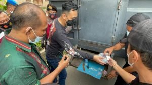 Amankan 5 orang laki laki pada giat Gerebek Kampung Narkoba (GKN) Polresta Deli Serdang
