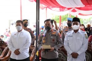 Tinjau Vaksin Anak dan Lansia di Sergai, Kapolda Sumut : Rapatkan Barisan, Bangun Strategi Percepatan Vaksin