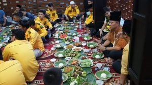 AMPG Sumut Gelar Bukber dan Berbagi Paket Sembako