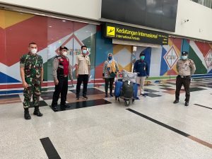 Polsek Bandara Kualanamu lakukan Pengamanan kedatangan Pelaku Perjalanan Luar Negeri