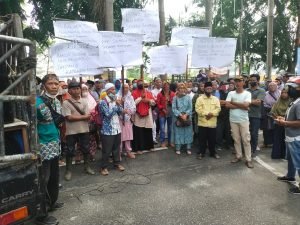 Polresta Deli Serdang laksanakan Pengamanan Aksi Unras Pekerja Aktif dan Para Pensiunan PT. Mara Jaya Perkebunan Batu Rata