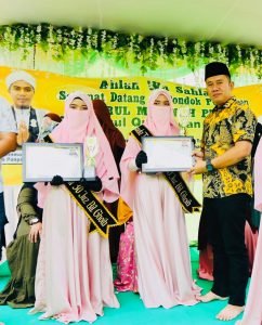 Ingatkan Masyarakat akan Pentingnya Waktu, Darma Putra Rangkuti Bagikan 30 Ribu Jam Dinding