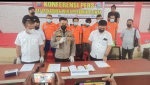 Pelaku dan BB Narkoba Dipamerkan Satnarkoba Polres Belawan