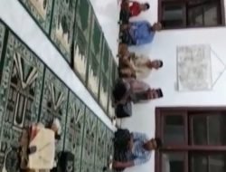 Pengajian Majelis Taklim.di Gampong Ladang oleh Tgk Muktaruddin.