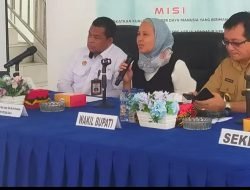 TIM DIREKTUR JENDERAL BINA ADMINISTRASI KEWILAYAHAN KEMENTRIAN DALAM NEGERI RI KUNJUNGAN KERJA DI KAB.NIAS UTARA