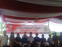 Pertama Kali Terjadi, Reses Hendri Duin Masa Sidang Pertama Tahun Keempat T. A 2023 Berikan Bibit Cabai Gratis
