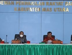RAPAT PARIPURNA PENYAMPAIAN NOTA PENGANTAR LKPJ BUPATI NIAS UTARA TAHUN ANGGARAN 2022