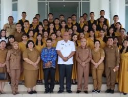 PEMBERANGKATAN PESERTA LOMBA MTQ DAN PESPARAWI TINGKAT PROVINSI CABANG DINAS PENDIDIKAN WILAYAH XIII DARI KABUPATEN NIAS UTARA
