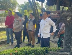 Bulan Bakti Polri Presisi, Polda Sumut Bersihkan Monumen Raja Sisingamangaraja XII