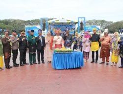 Hadiri HUT ke-274 Kabupaten Langkat, Pj Gubernur Sumut Berikan Hadiah Umroh Gratis untuk Masyarakat