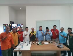 Asri Ludin Tambunan Bersama Lomlom suwondo, Umumkan Kemenangannya di Kantor Kemenangan, Bersama Partai Pengusung